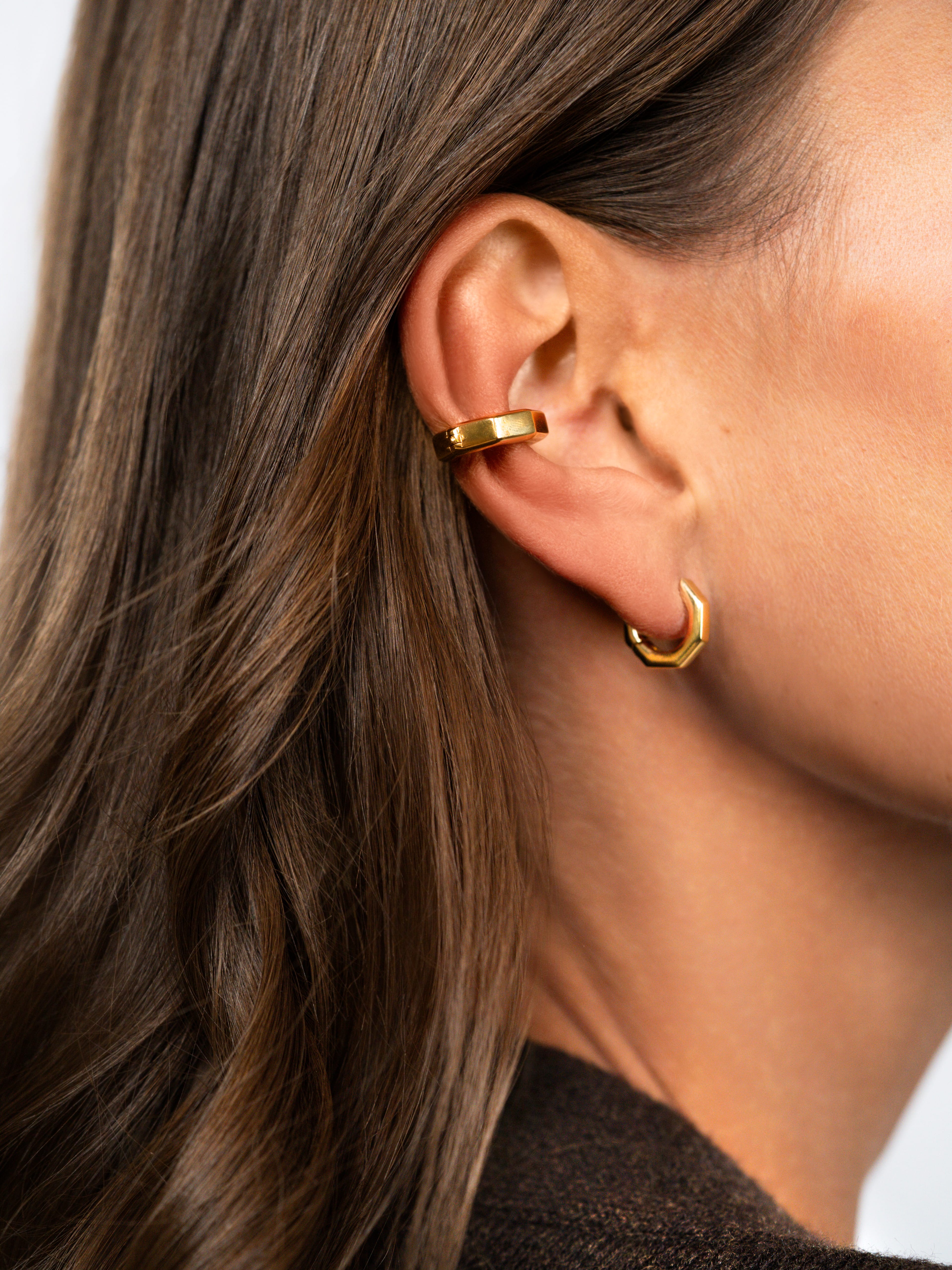 Ascher Fine in Qatar